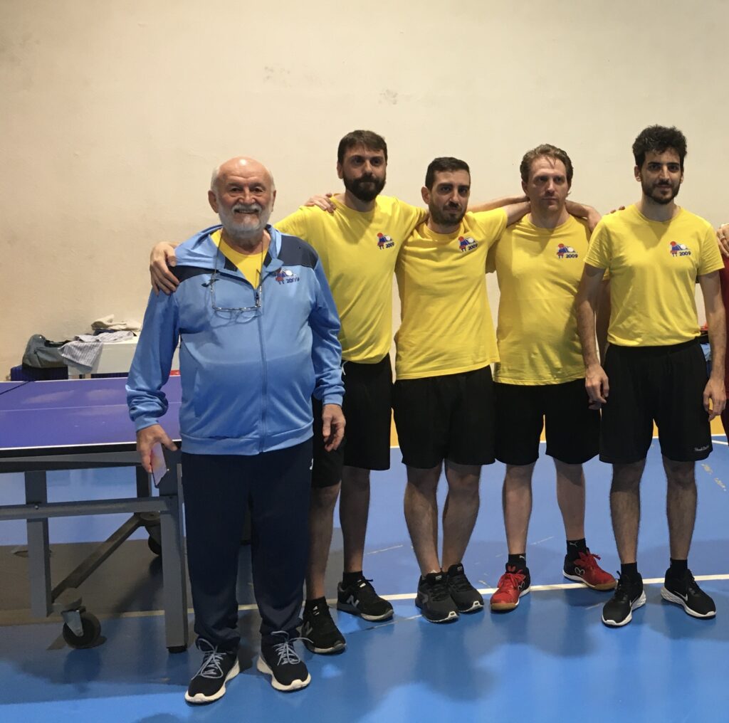 8ACC357E-4059-44B1-A5FA-8C9E4430A058-1024x1016 Ecco le squadre della ASD TT 2009