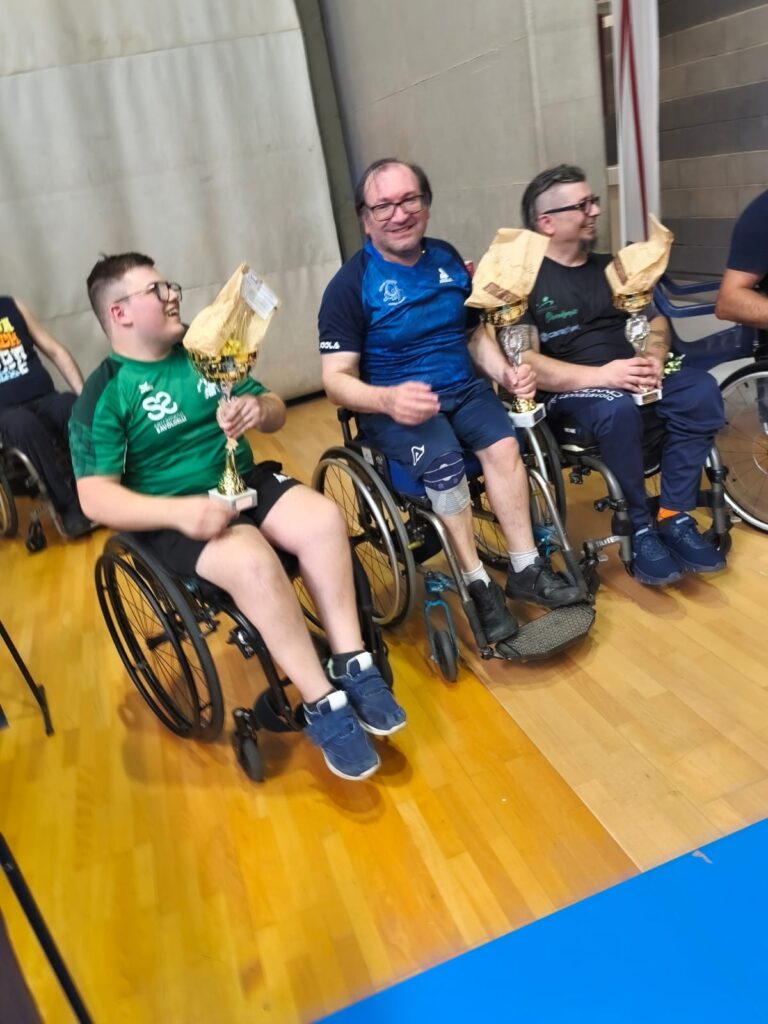 paralimpici-1-5-768x1024 Assegnati i titoli regionali giovanili